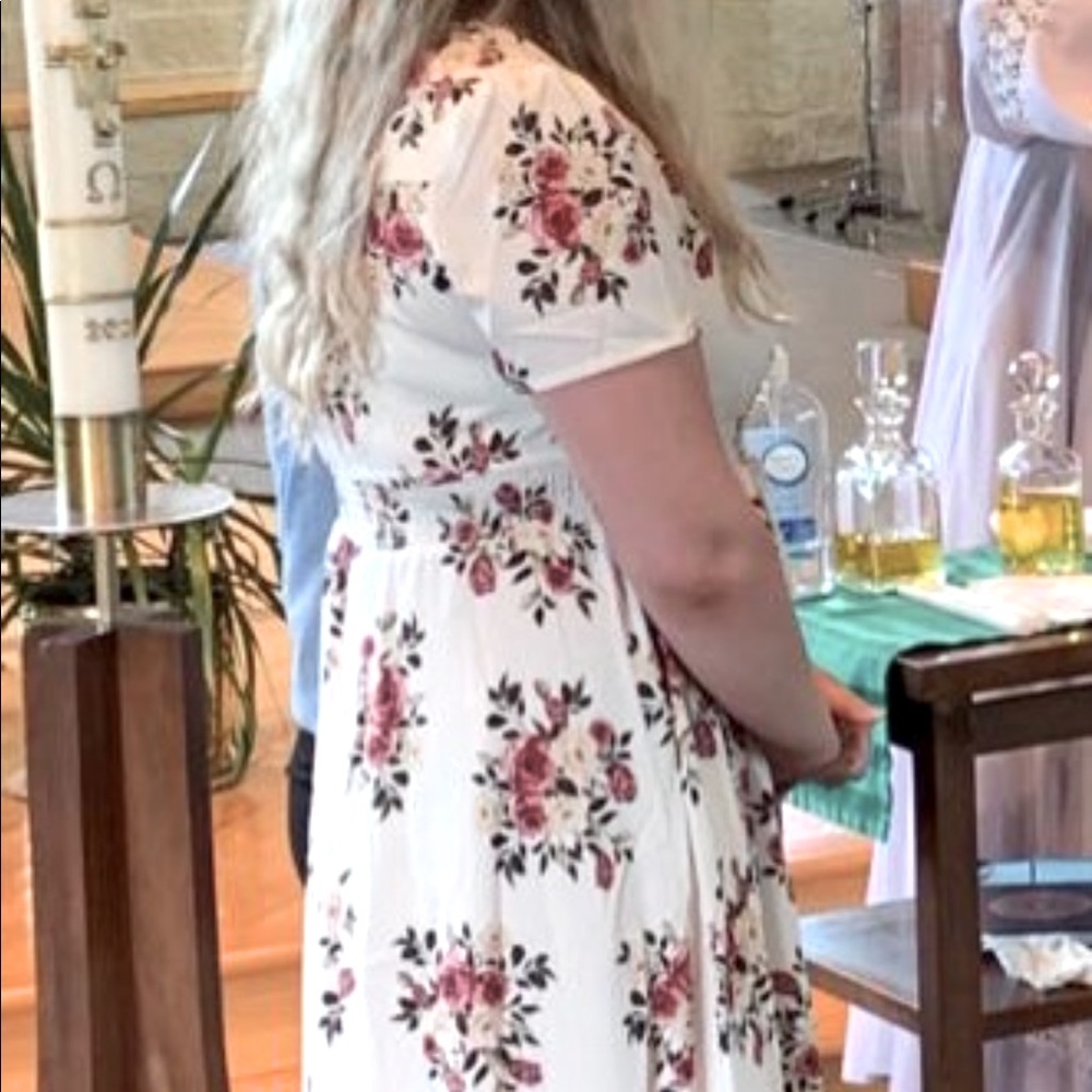 Floral short sleeved maxi dress with button up and tie detail